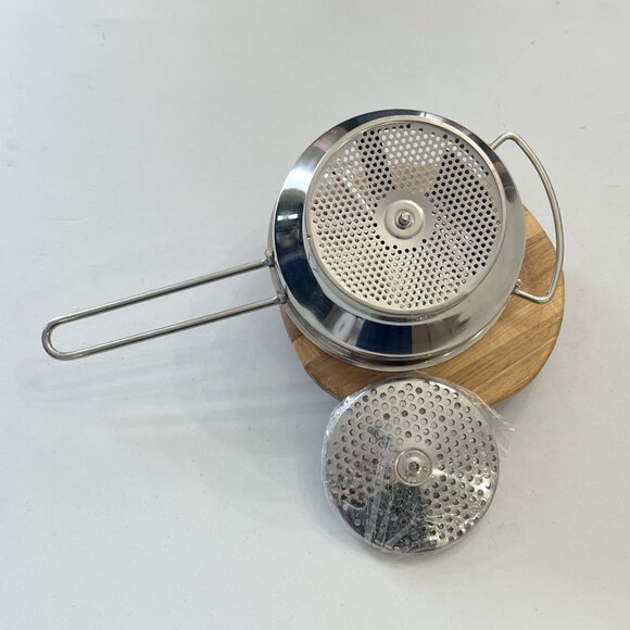 Stainless Steel Ergonomic Mashed Potato Mill! - Picture 4 of 7